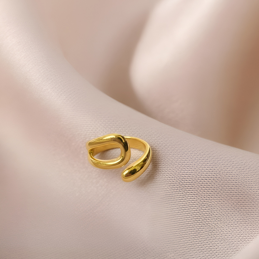 Golden Loop Statement Ring